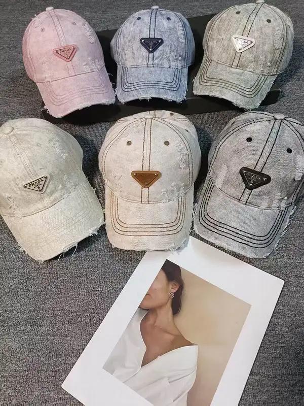 Prada cap hm05